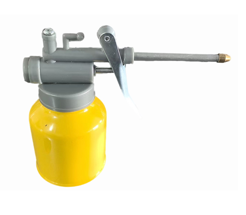 Oil can